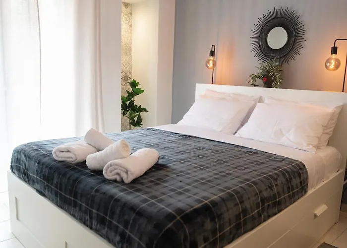 Sapphire Majesty Suite By Heaven\'S Hall Luxury Suites